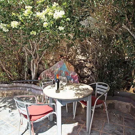 Villa Fani 3 *